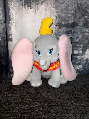 Disney Store Dumbo Plush 14” Gray Elephant Pink Ears Yellow Hat